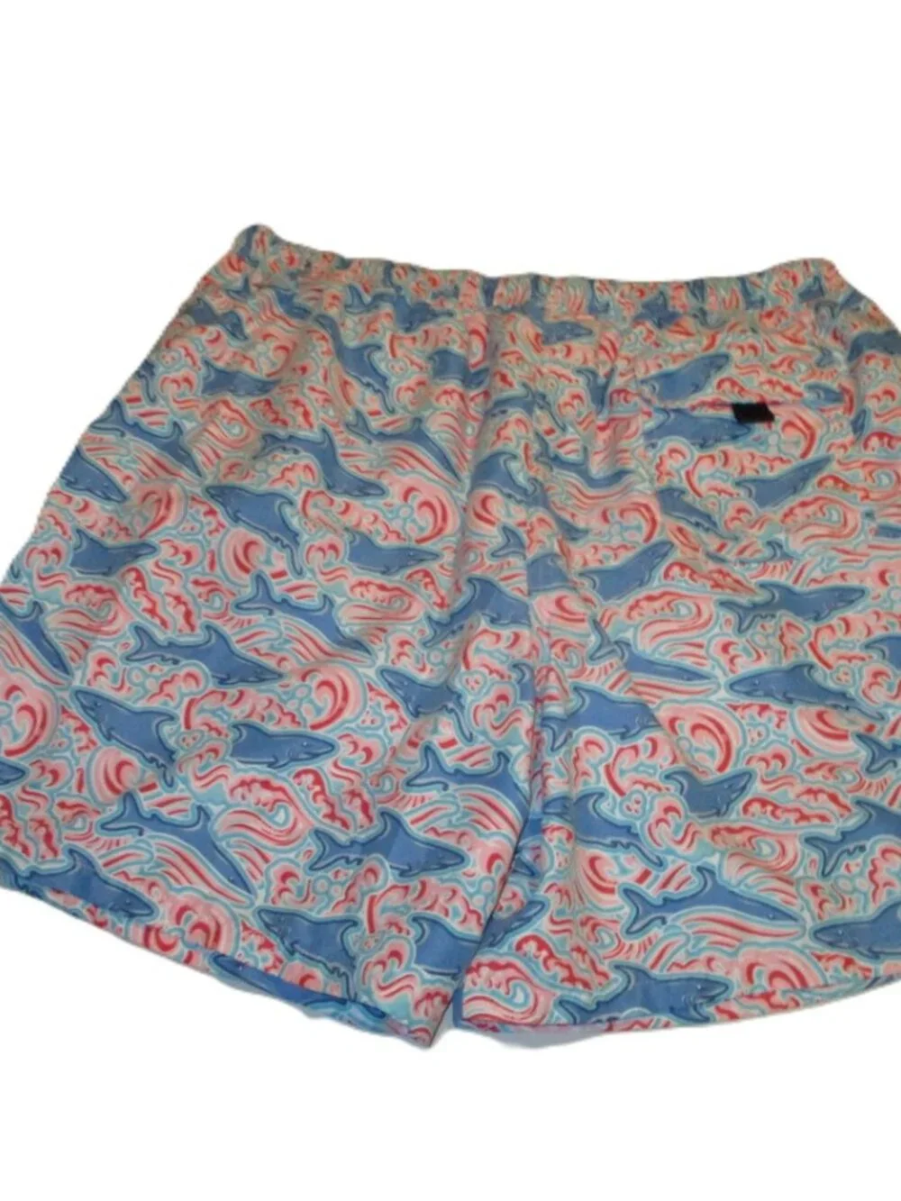 Vineyard Vines Mens Size XL All Over Shark Print Shorts Swim Trunks Lined